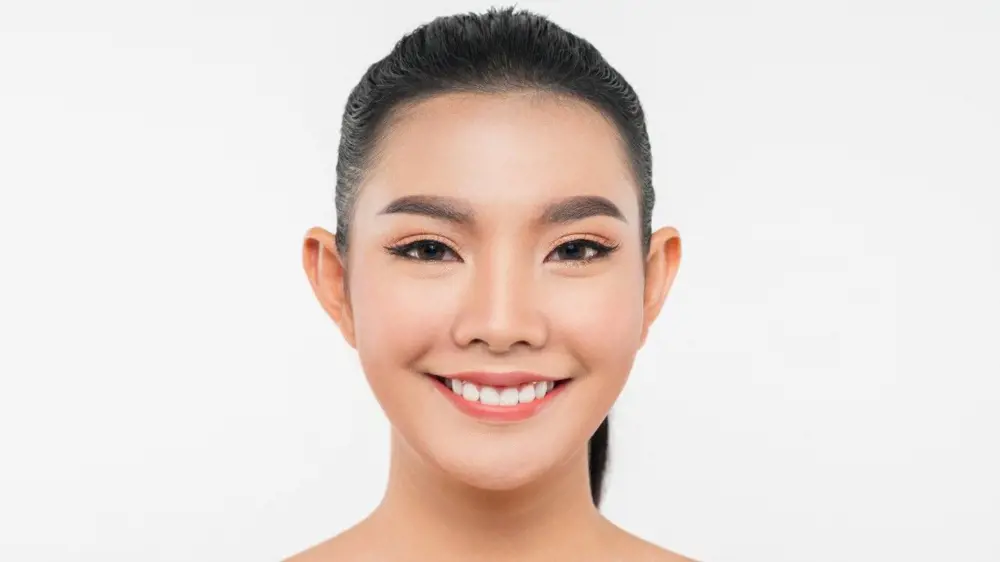 Minh họa vị trí Cung Tài Bạch và Cung Phu Thê trên khuôn mặt khi xem tướng mặt theo 12 cung