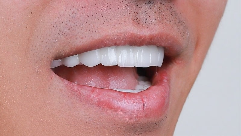 Tướng miệng tiết lộ cách giao tiếp và tính cách: hướng dẫn xem tướng miệng trong nhân tướng học