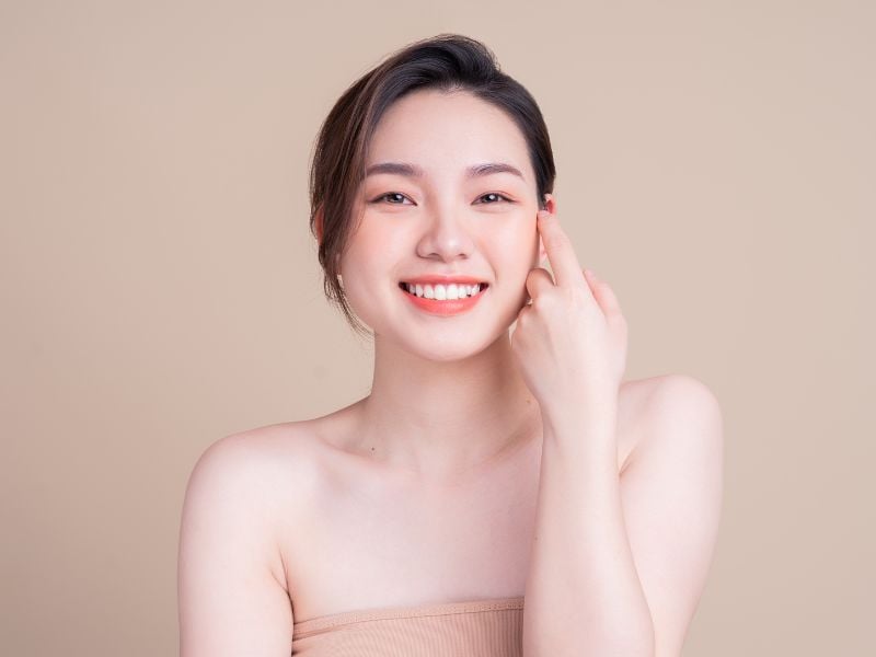 Tướng người hay cười có thật sự dễ gần: Giải mã nhân tướng và ứng xử tính cách hiện đại