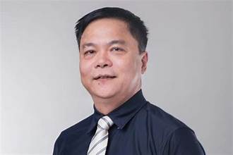 Vì sao không nên xem tướng chỉ qua một nét mặt — nhân tướng học và tướng khuôn mặt toàn diện